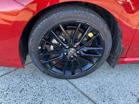 Used 2023 Toyota Camry XSE image 13