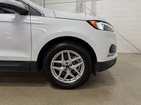 Certified 2024 Ford Edge SEL AWD/4WD image 30