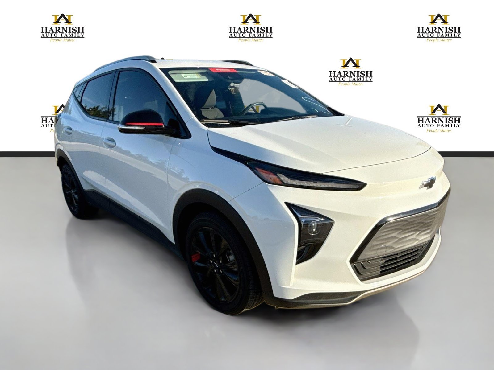 Used 2023 Chevrolet Bolt EUV LT w/ Redline Edition FWD image 7