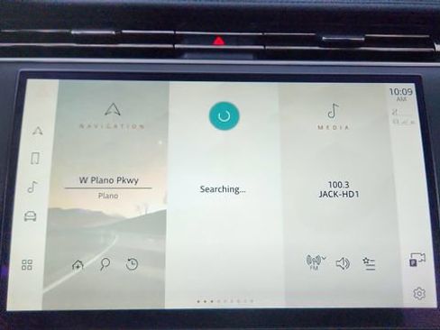 Used 2023 Land Rover Range Rover SE image 45