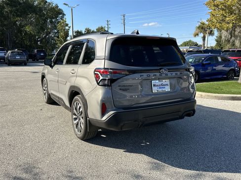 Used 2025 Subaru Forester Touring image 4