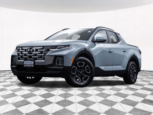 Used 2023 Hyundai Santa Cruz SEL Premium image 2