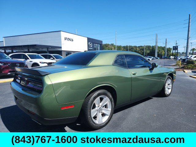 Used 2023 Dodge Challenger SXT RWD image 9
