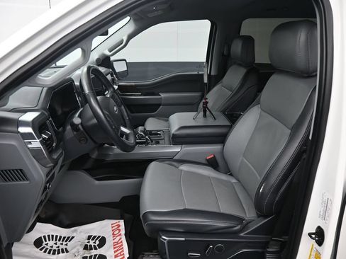 Certified 2022 Ford F150 Lariat w/ Equipment Group 502A High RWD image 3