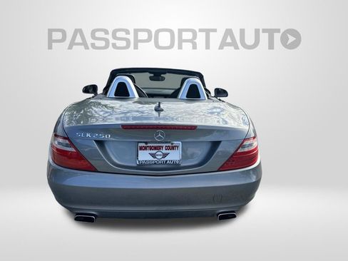 Used 2013 Mercedes-Benz SLK 250 image 10