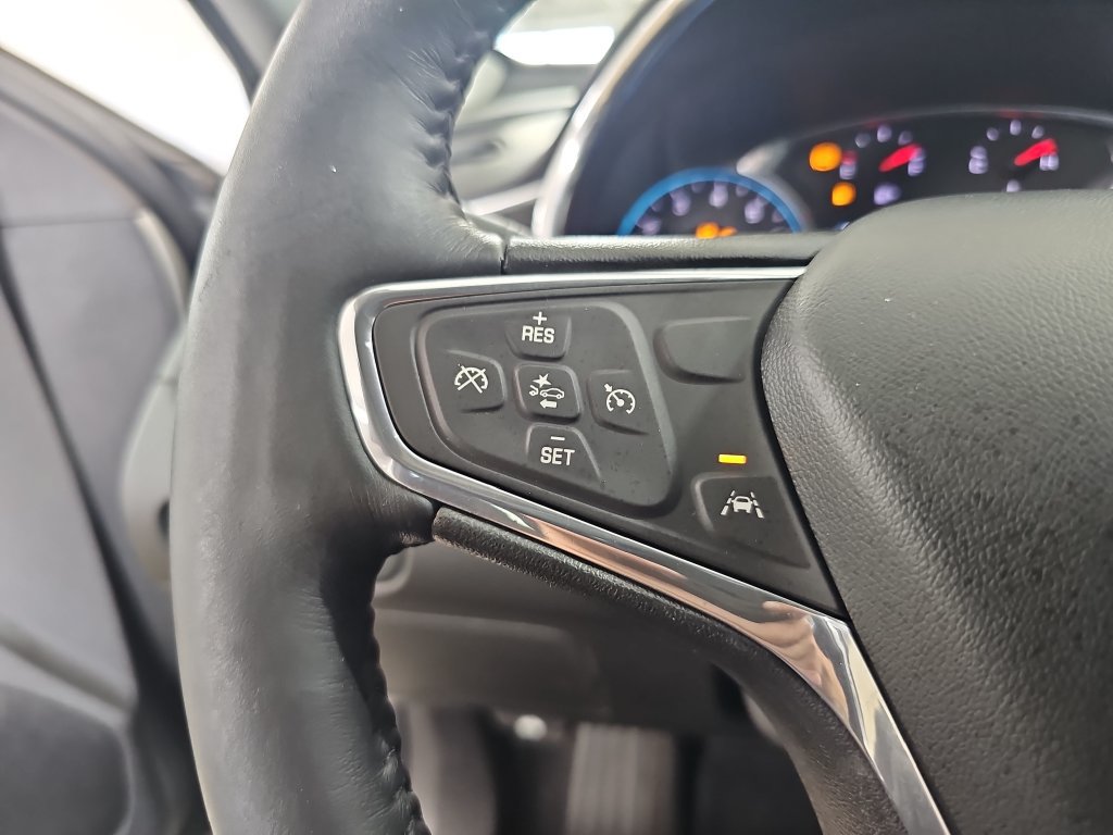 Used 2016 Chevrolet Malibu LT w/ Driver Confidence Package FWD image 21
