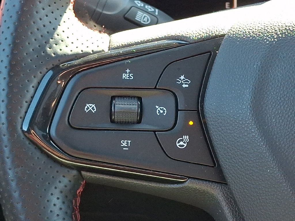Certified 2024 Chevrolet TrailBlazer RS w/ Convenience Package AWD/4WD image 23
