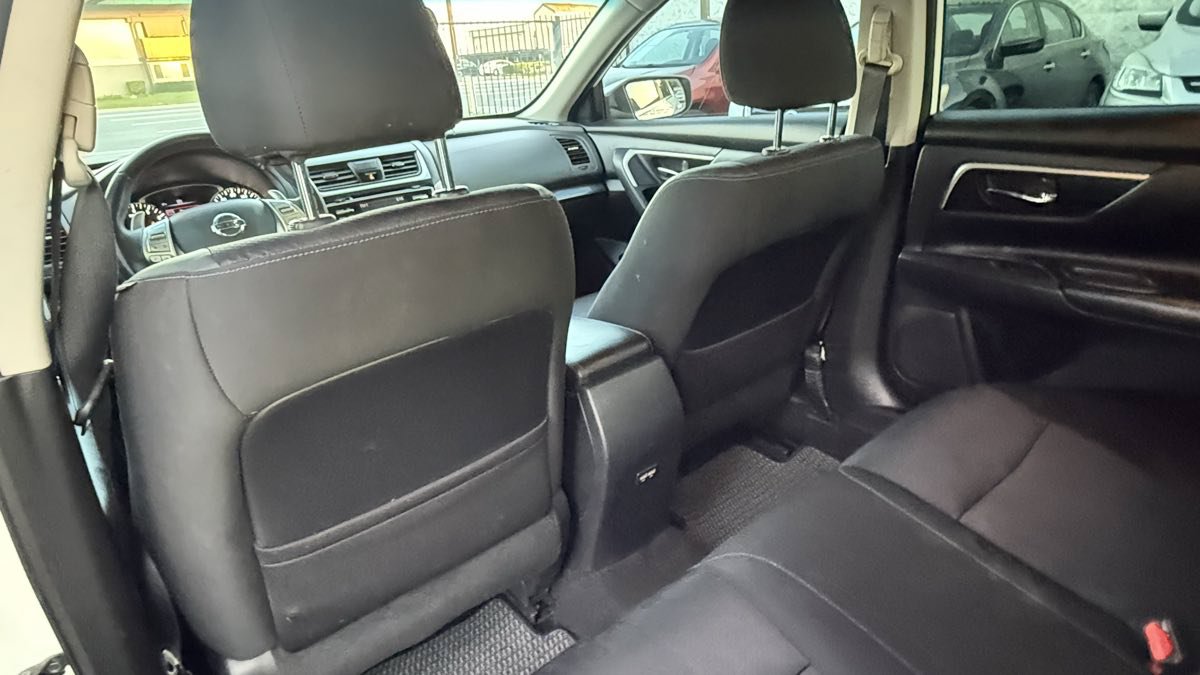 Used 2018 Nissan Altima 2.5 SR FWD image 23