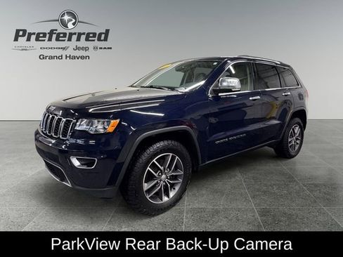 Used 2018 Jeep Grand Cherokee Limited image 11