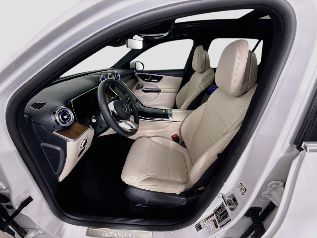 Certified 2026 Mercedes-Benz GLC 300 image 19