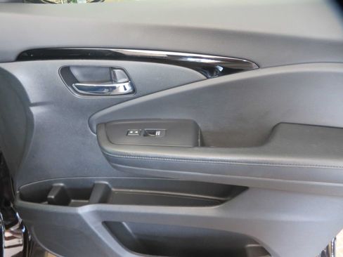 Used 2019 Honda Passport Touring image 25