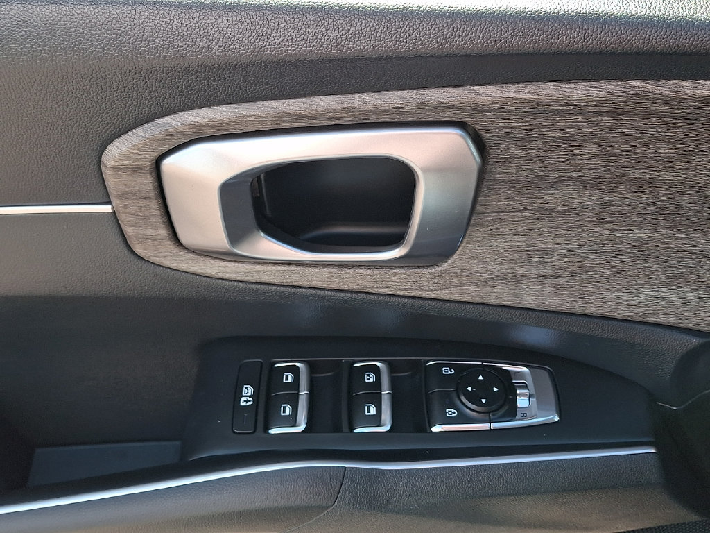 Certified 2023 Kia Sorento S AWD/4WD image 14