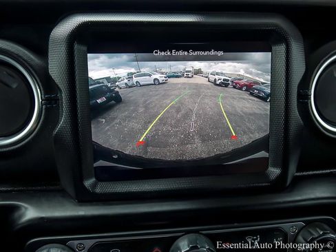 Used 2021 Jeep Wrangler Unlimited Rubicon 4xe w/ Safety Group AWD/4WD image 16