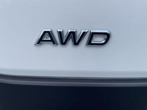 Used 2023 Ford Transit 350 Medium Roof AWD image 8