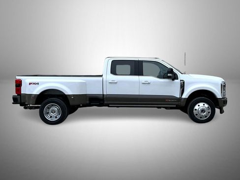 New 2026 Ford F450 King Ranch w/ FX4 Off-Road Package AWD/4WD image 4