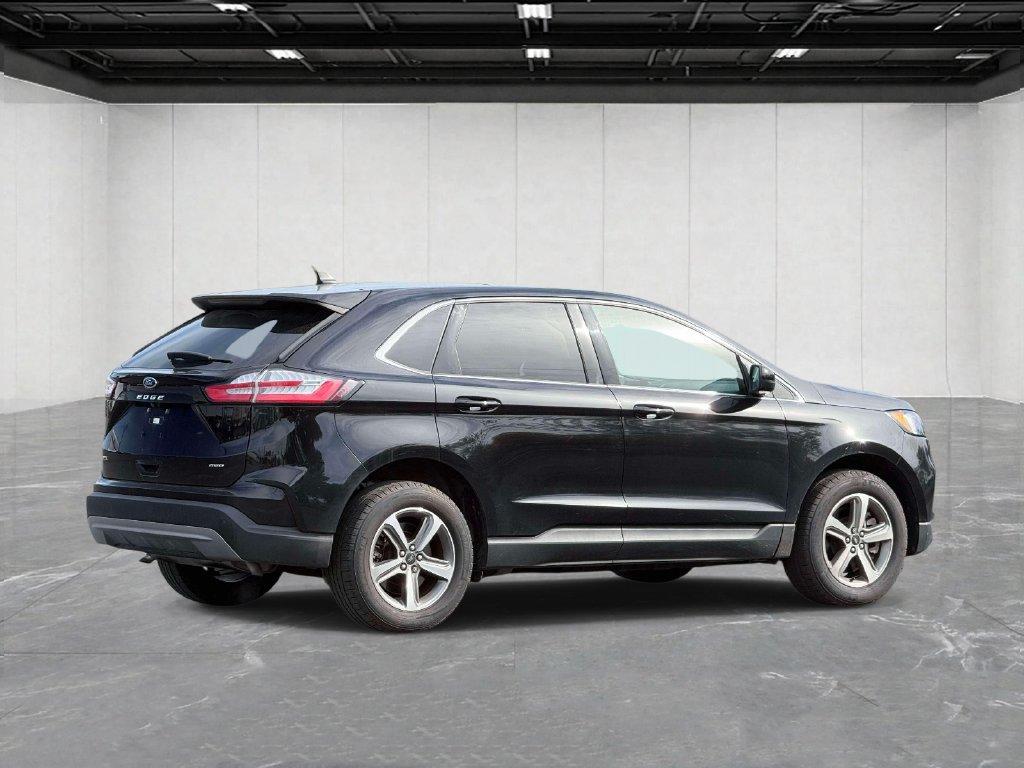 Used 2023 Ford Edge SEL w/ Convenience Package AWD/4WD image 5