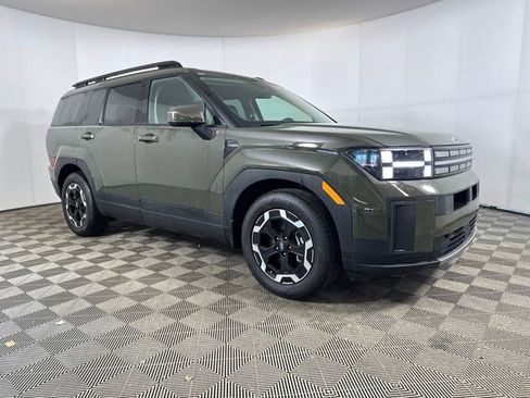 Used 2024 Hyundai Santa Fe SEL image 2