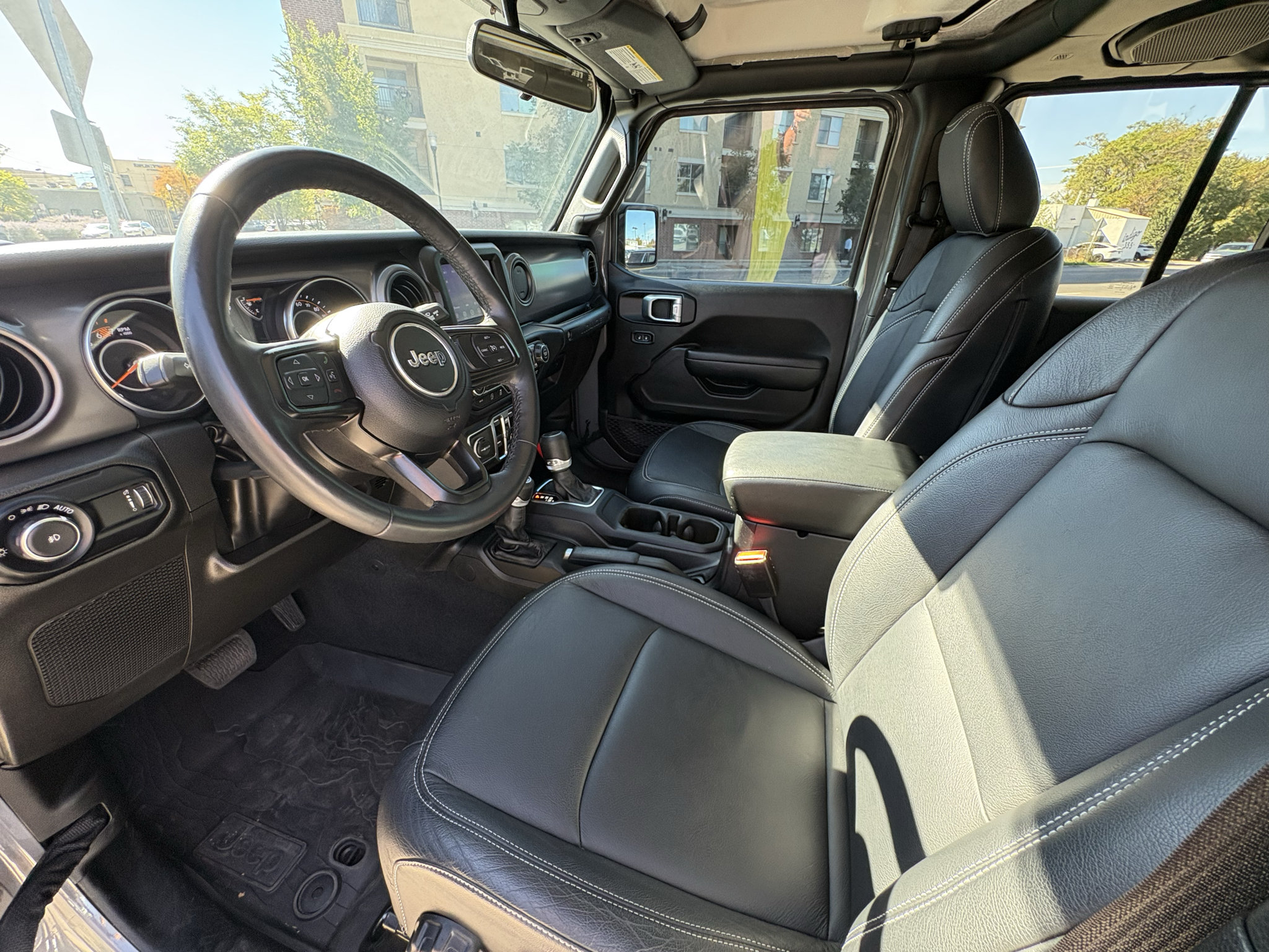 Used 2023 Jeep Wrangler Unlimited Sport AWD/4WD image 20