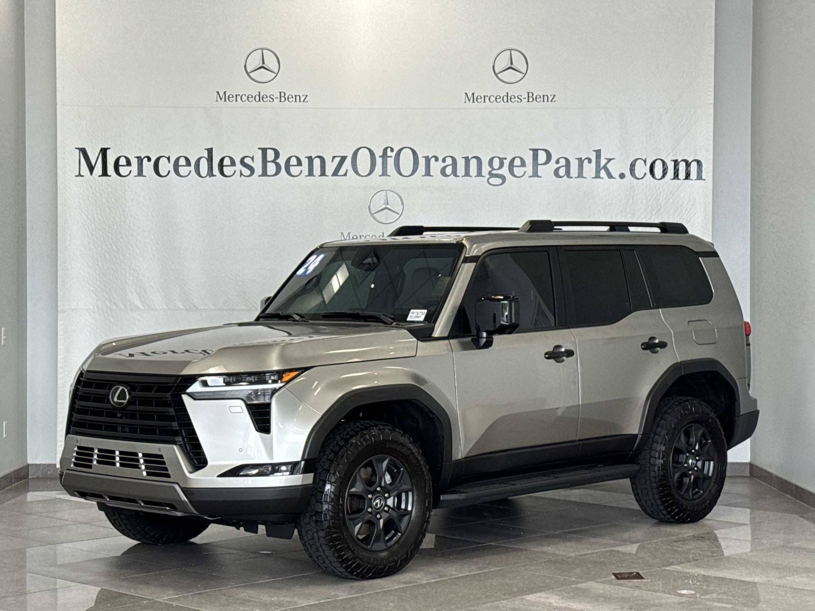 Used 2024 Lexus GX 550 AWD/4WD image 1