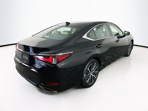 Used 2025 Lexus ES 350 w/ Premium Package image 9