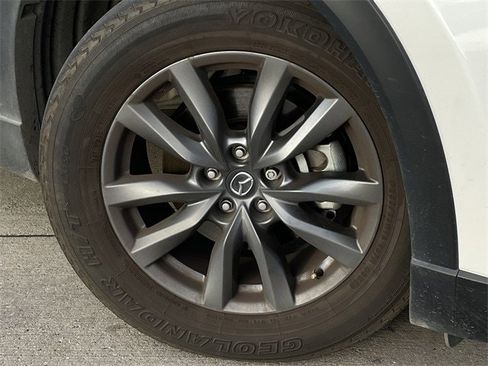 Used 2023 MAZDA CX-9 Touring image 10