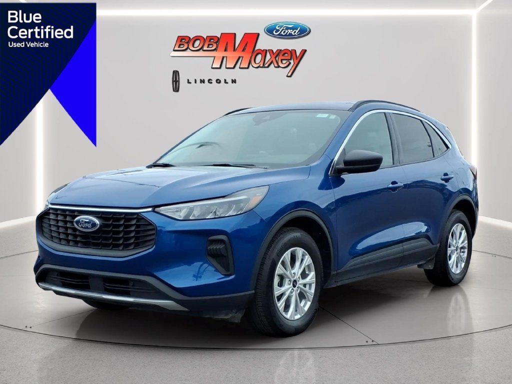 Used 2023 Ford Escape Active AWD/4WD image 1