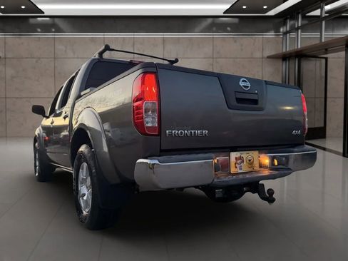 Used 2006 Nissan Frontier NISMO w/ (J01) Sunroof Pkg image 10