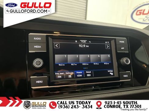 Used 2023 Volkswagen Jetta Sport FWD image 25