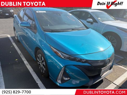 Certified 2021 Toyota Prius Prime Limited w/ Carpet Mat Package (TMS) FWD image 1