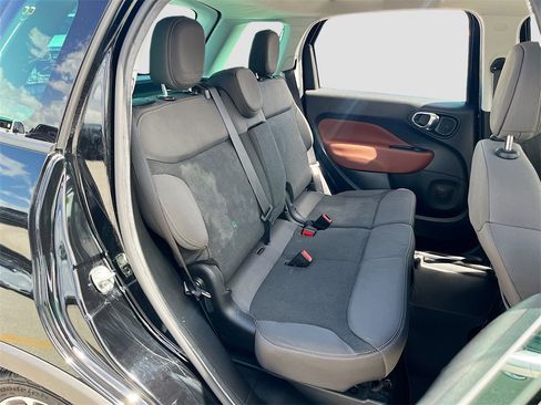 Used 2014 FIAT 500L Trekking w/ Popular Equipment Group image 25