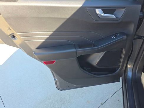 Used 2025 Ford Escape ST-Line image 20