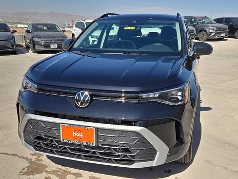 Used 2025 Volkswagen Taos S FWD image 5