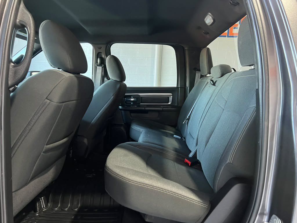 Used 2021 RAM 1500 Warlock w/ Luxury Group AWD/4WD image 11