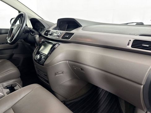 Used 2016 Honda Odyssey EX-L image 38