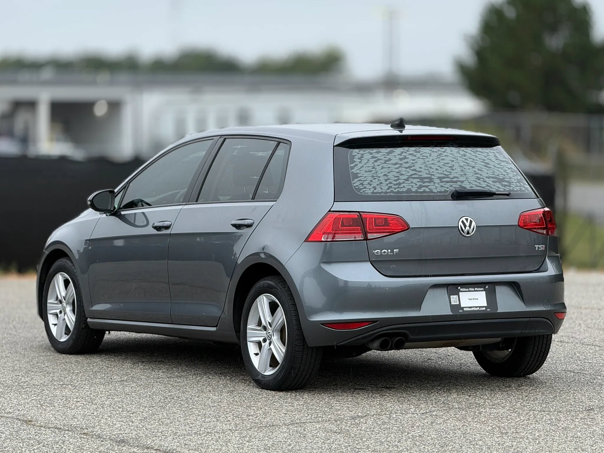 Used 2017 Volkswagen Golf Wolfsburg Edition FWD image 10