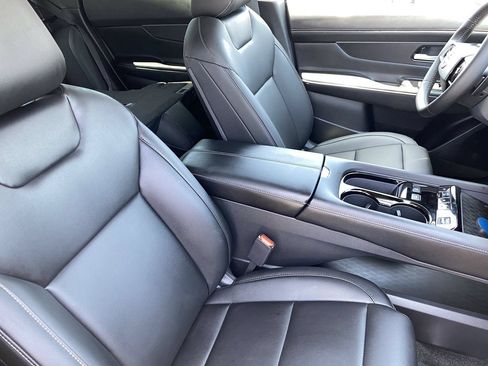 New 2026 Nissan Murano SV AWD/4WD image 11