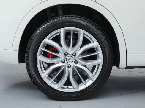 Certified 2022 Maserati Levante GT image 21