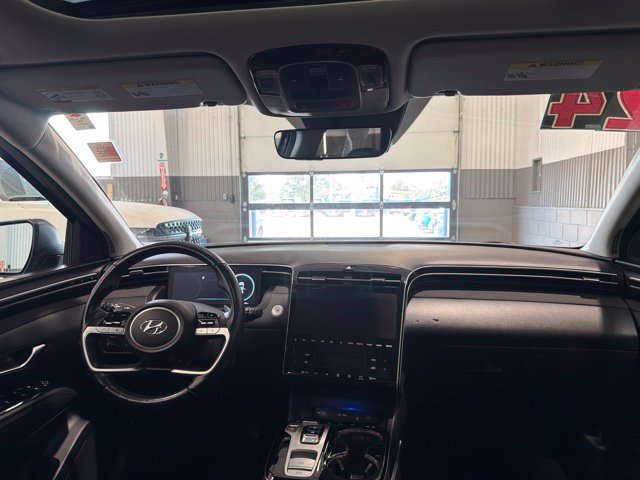 Used 2024 Hyundai Tucson Limited AWD/4WD image 15