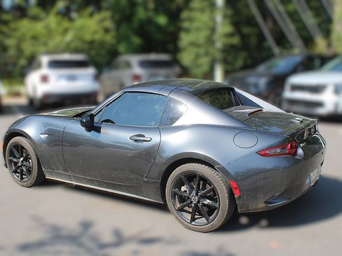 Used 2021 MAZDA MX-5 Miata RF Club RWD image 6
