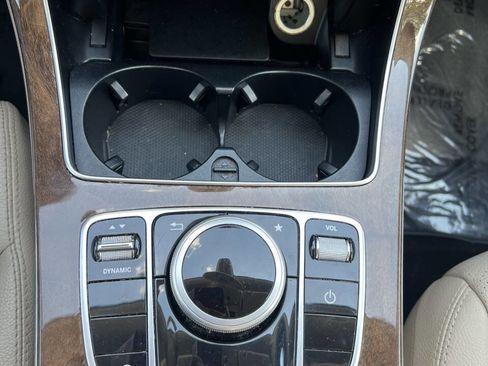 Used 2017 Mercedes-Benz C 300 Sedan image 19