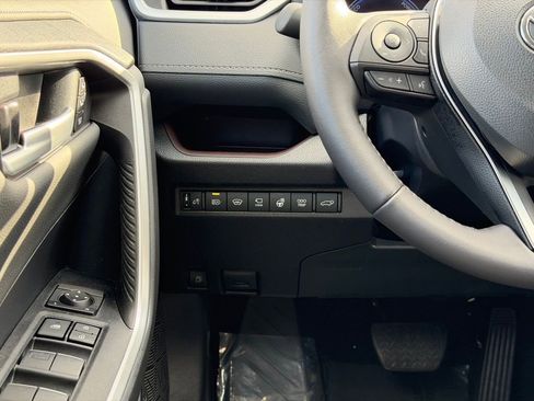 Used 2025 Toyota RAV4 Limited w/ Advanced Technology Package image 32