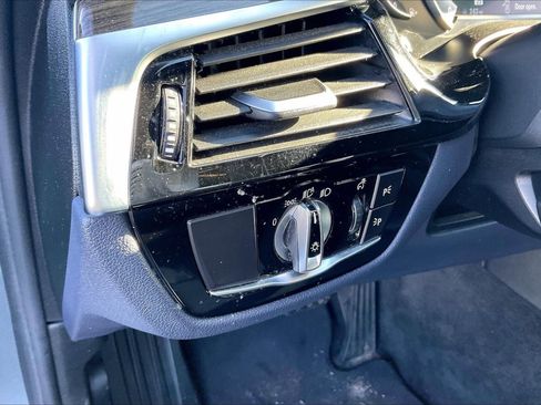 Used 2019 BMW 530i w/ Convenience Package RWD image 5