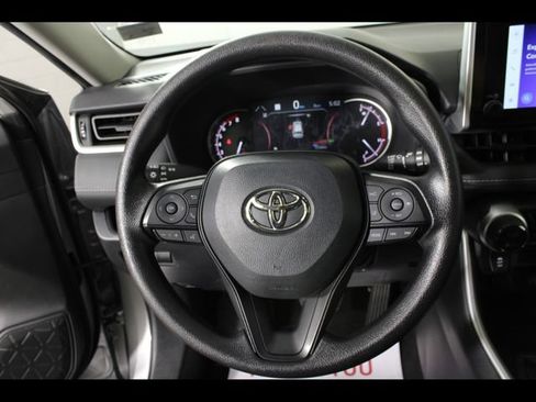 Used 2024 Toyota RAV4 XLE FWD image 19