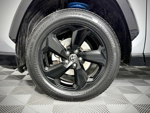 Used 2021 Toyota RAV4 XSE image 13