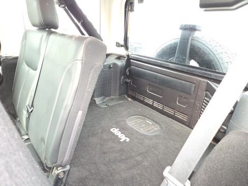 Used 2016 Jeep Wrangler Unlimited Sahara w/ Dual Top Group image 22