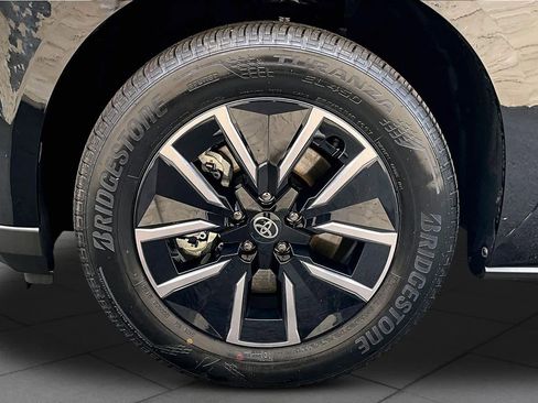 Certified 2026 Toyota bZ AWD/4WD image 10