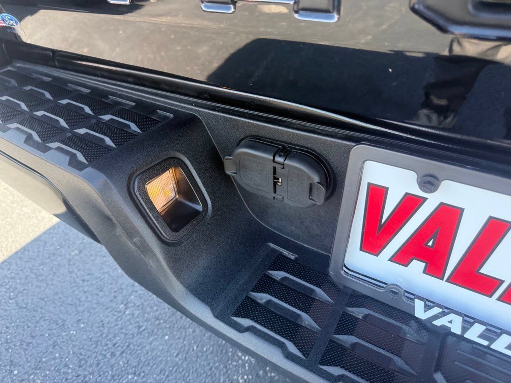 Used 2021 Toyota Tacoma TRD Sport AWD/4WD image 49