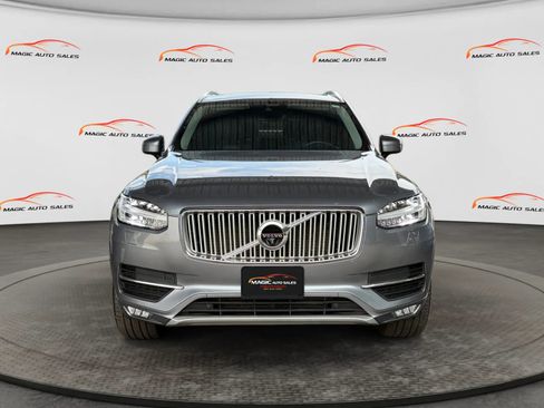 Used 2017 Volvo XC90 T6 Inscription w/ Vision Package AWD/4WD image 3