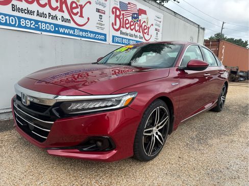 Used 2021 Honda Accord Touring image 6