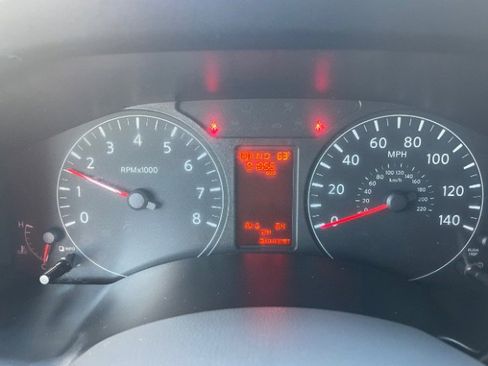 Used 2019 Nissan NV 2500 SV image 11